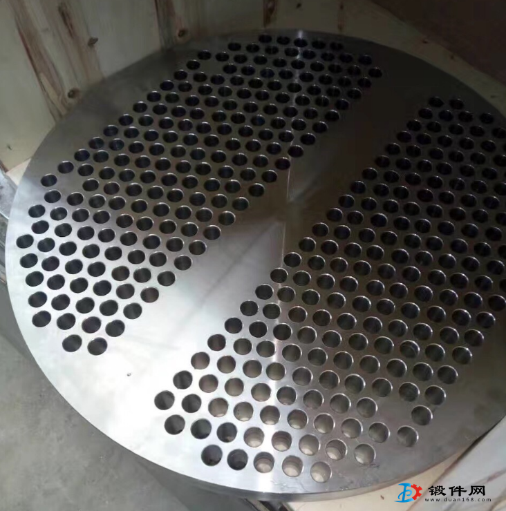 供應管板