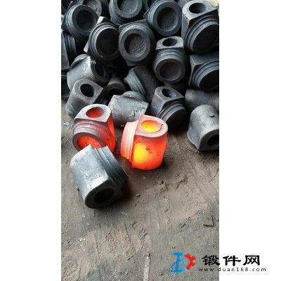 誠城機械油缸配件 缸底耳環(huán) 連接法蘭 精密模鍛件加工 壓蓋