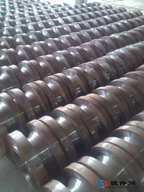 閥門配件左右體中體鍛件自由鍛加工不限數(shù)量交貨及時(shí)閥座中體