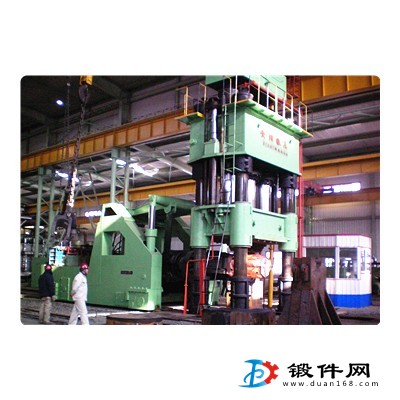2000噸熱鍛自由鍛壓力機(jī)三梁四柱鍛造油壓機(jī)