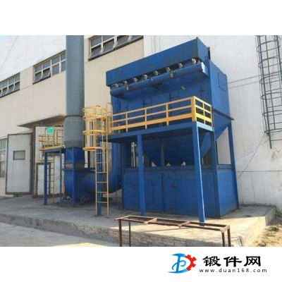 內(nèi)蒙古鄂爾多斯?jié)蓾?rùn)中頻爐布袋除塵器