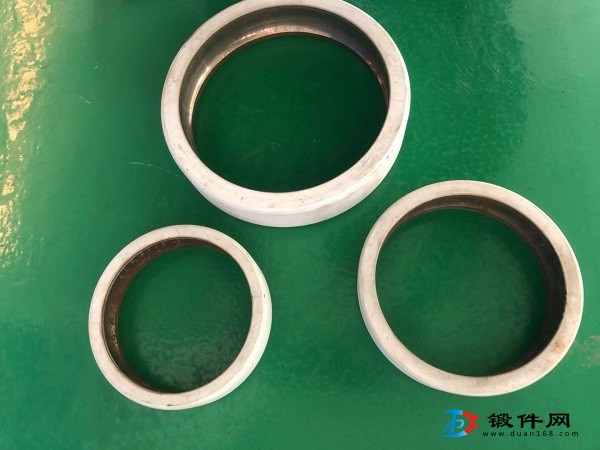 熱噴涂技術(shù)在大型軸承